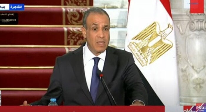 وزير الخارجية: نبحث تجديد مبادرتي استيراد السيارات للمصريين بالخارج