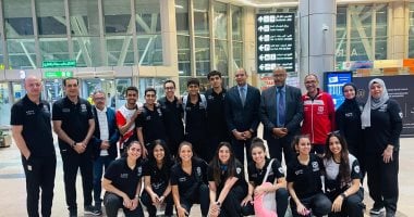 وفد من وزارة الشباب والرياضة يستقبل أبطال منتخب السلاح بعد تصدرهم بطولة أفريقيا