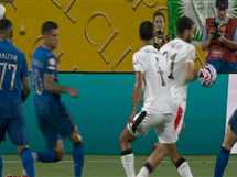 «إنت مفتري ياراجل».. مدحت شلبي يفتح النار على حكم مباراة الهلال ومانشستر سيتي