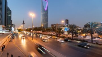 السعودية تشدد مكافحة الفساد لتعزيز نمو الاقتصاد وجذب الاستثمارات