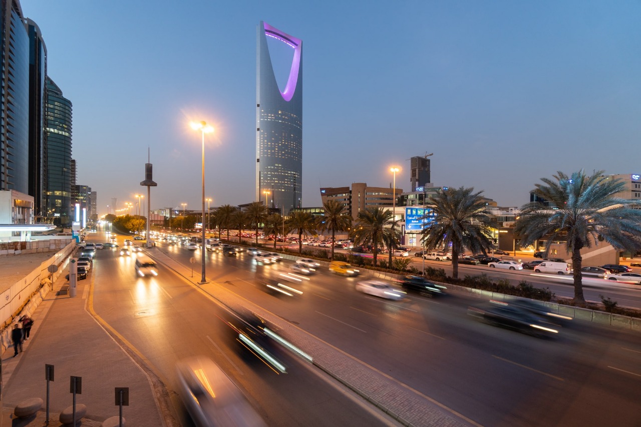 السعودية تشدد مكافحة الفساد لتعزيز نمو الاقتصاد وجذب الاستثمارات
