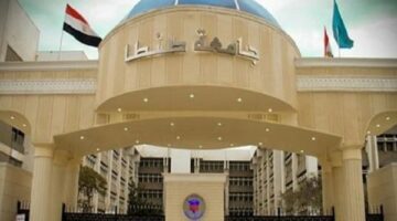 مجلس جامعة طنطا يكرم فريقا من المستشفيات الجامعية