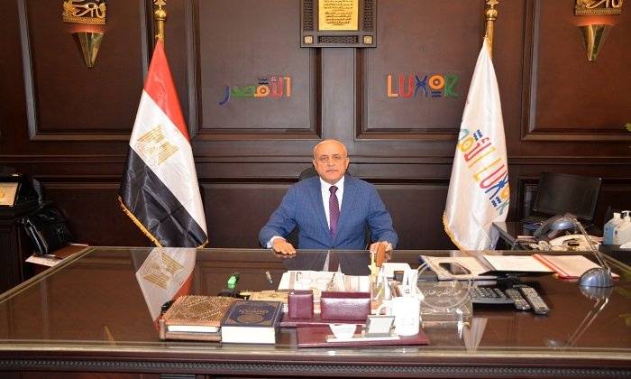محافظ الأقصر يعتمد تنسيق القبول بمدارس الثانوي العام بحد أدنى 232 درجة