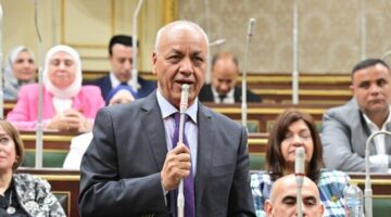 مصطفى بكري مهاجما الحكومة: قدمت قانون الإيجار القديم في «30 يونيو» ولم تراعِ مشاعر المصريين