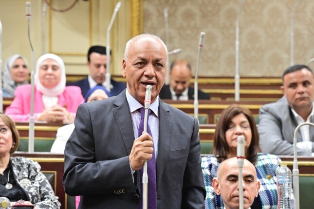 مصطفى بكري مهاجما الحكومة: قدمت قانون الإيجار القديم في «30 يونيو» ولم تراعِ مشاعر المصريين