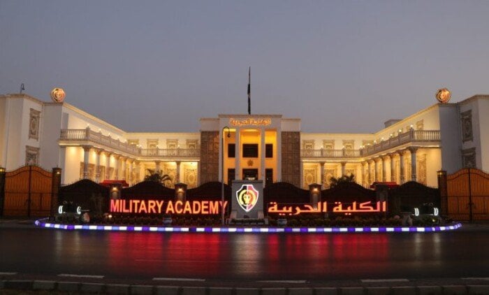 موعد تقديم الكلية الحربية 2025.. الشروط والتخصصات وخطوات التقديم
