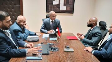 نائب وزير الإسكان يبحث مع تحالف عالمي توطين صناعة المهمات الكهروميكانيكية لمشروعات المياه والصرف الصحي