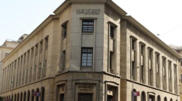 هل يبقي “المركزي” على أسعار الفائدة بسبب التوترات الجيوسياسية والارتفاعات المرتقبة في أسعار المحروقات والكهرباء؟.. “صندوق السياحة” يدعم الطيران العارض بملياري جنيه في العام الجاري